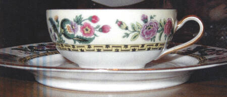 POY214 Flat Cup & Saucer Set