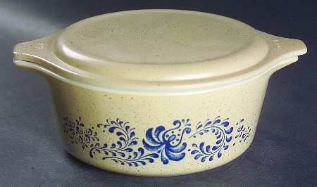 Homestead 1.50 Pt Round Covered Casserole