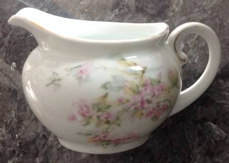 PFE7 Creamer