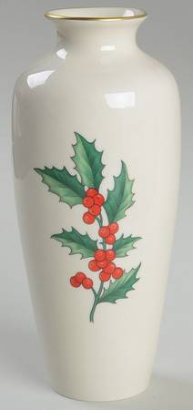 Holly 7" Vase