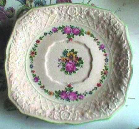 POP137 Saucer