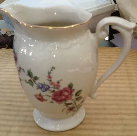 POL27 Creamer