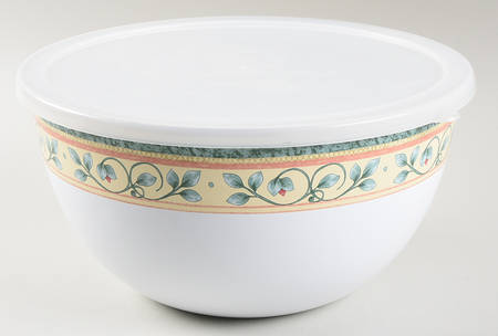 French Quarter (Stoneware) 9" Metal Mixing Bowl & Plastic Lid