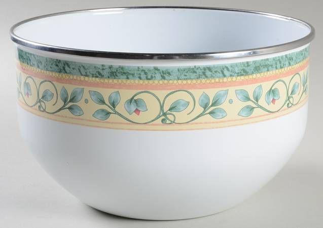 French Quarter (Stoneware) 7 3/4" Metal Bowl