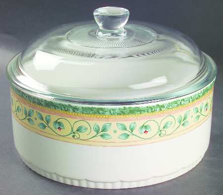 French Quarter (Stoneware) 2.5 Quart Round Covered Baker by Pfaltzgraff