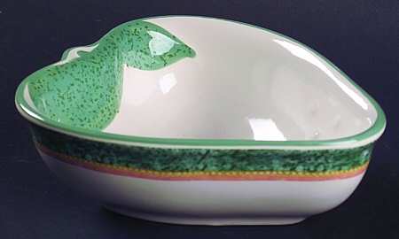 French Quarter (Stoneware) Individual Strawberry Bowl