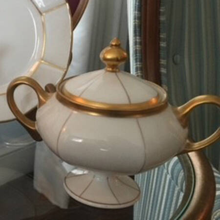 POY254 Sugar Bowl & Lid