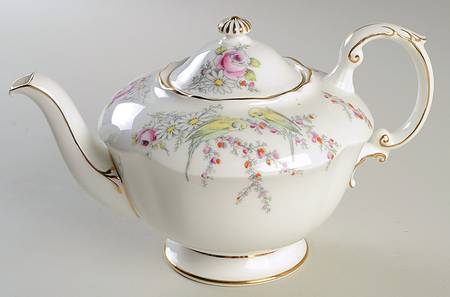 Princess Margaret Rose White Small Teapot & Lid
