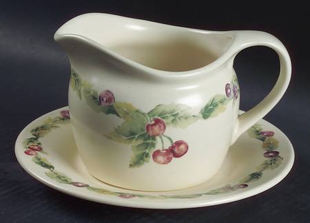 Jamberry Round Gravy Boat & Underplate