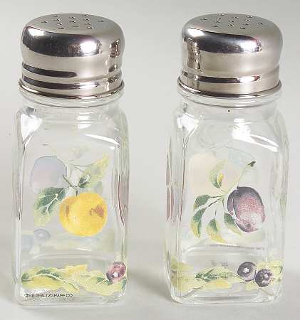 Jamberry Glassware Salt and Pepper Set