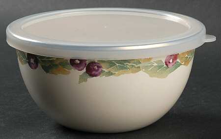 Jamberry 5" Metal Mixing Bowl & Plastic Lid