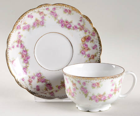 PUN53 Footed Cup & Saucer Set
