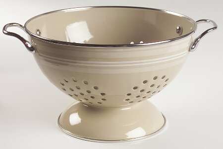 Cappuccino 3 Quart Metal Colander