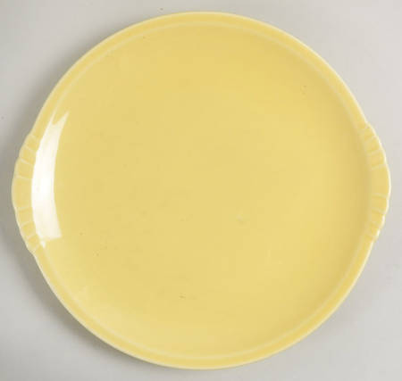 Caliente Lemon Yellow (Shell Crest) Luncheon Plate