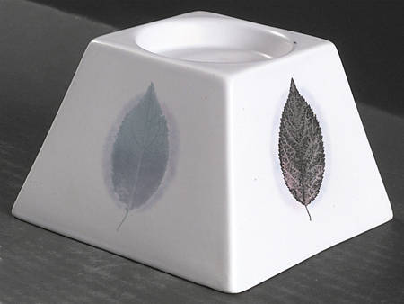 Dusk Pyramid Candleholder
