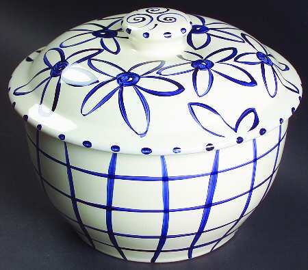 Four Sisters 2 Qt Round Covered Casserole