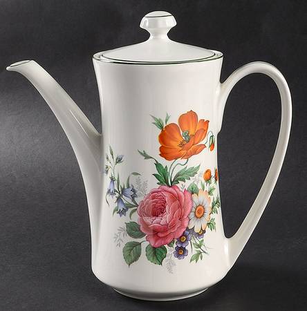 PNT8 Coffee Pot & Lid