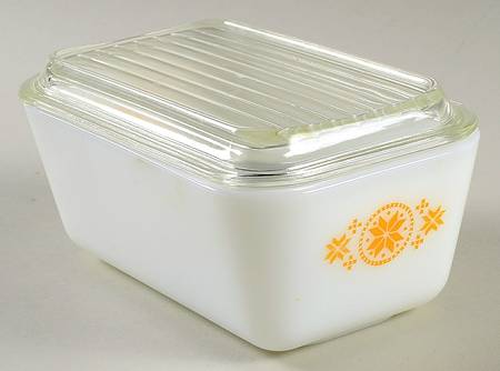 Town & Country Medium Refrigerator Jar & Lid