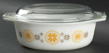 Town & Country 1.5 Quart Oval Covered Casserole