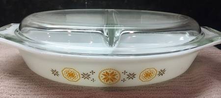 Town & Country 12" Oval Covered Divided Vegetable (ODV12 Base)
