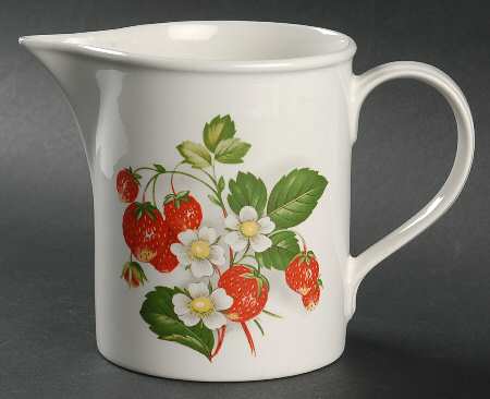 Strawberries 32 Oz Pitcher