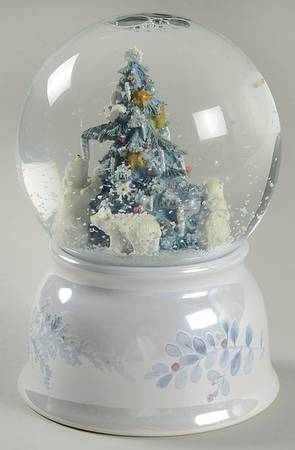 Winter Frost Snow Globe