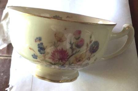 PIR66 Footed Cup