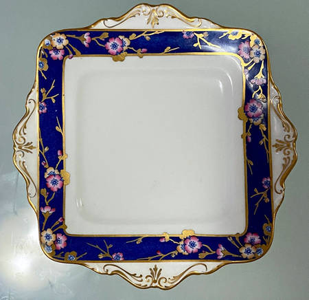 PAR52 Square Handled Cake Plate