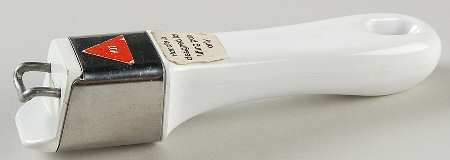 Nouveau Detachable Metal Pizza Handle