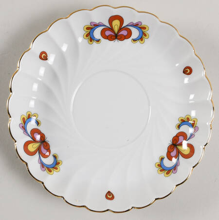Farmer's Rose (Swirl, Gold Trim) Saucer for Flat Cup