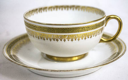 POY289 Flat Cup & Saucer Set