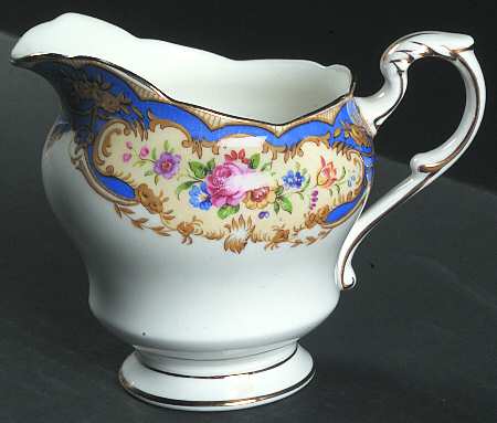 Pompadour Blue Creamer