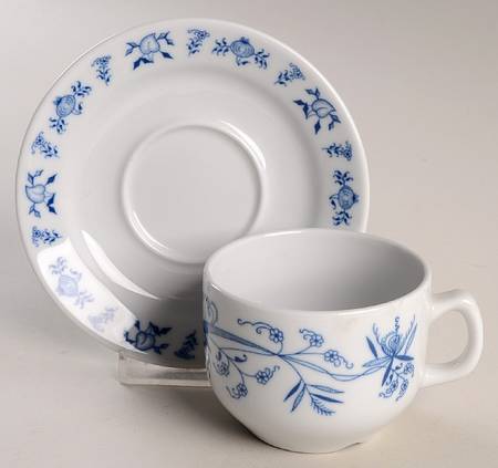 Onion Flat Cup & Saucer Set