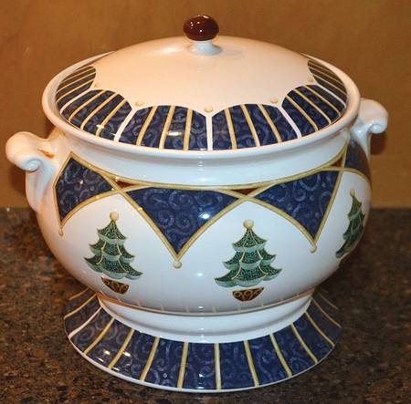 Royal Holiday Tureen &  Lid
