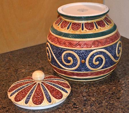 Royal Holiday Cookie Jar & Lid