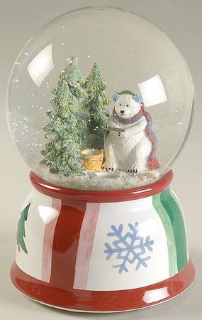 Snow Bear Snow Globe