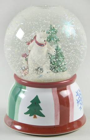 Snow Bear Snow Globe
