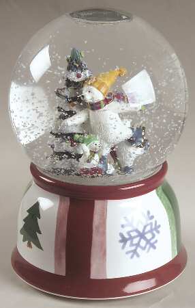 Snow Bear Snow Globe