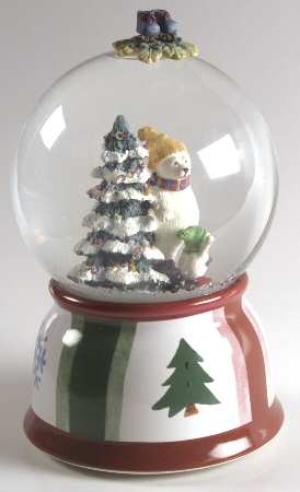 Snow Bear Snow Globe