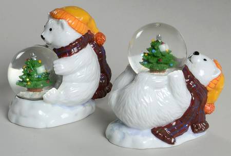 Snow Bear Figural Salt and Pepper