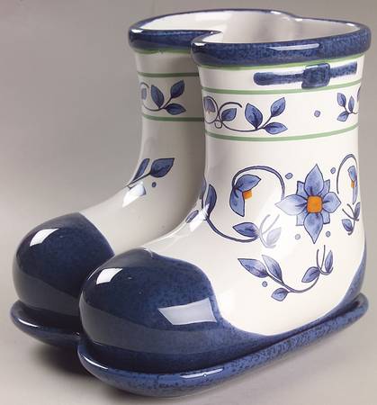 Orleans Boots Planter & Underplate