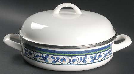 Orleans 3 Quart Metal Covered Casserole