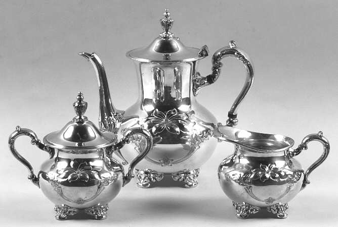 Old English (Silverplate, Hollowware) (3 Pc) Coffee Set (PCP,PCR,PSU)