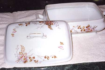 5513 Sauce Boat & Lid with Underplate