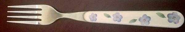 Petals Dinner Fork (7 1/2" or Larger)