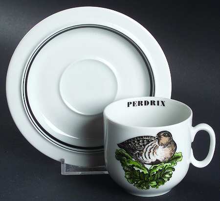 Service Chasse Flat Demitasse Cup & Saucer Set