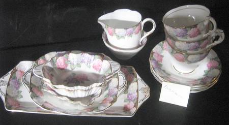 A563 Footed Cup & Saucer Set