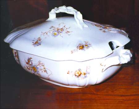 PHL18 Tureen &  Lid