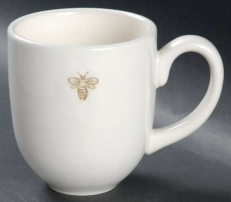 Bee Ivory Mug