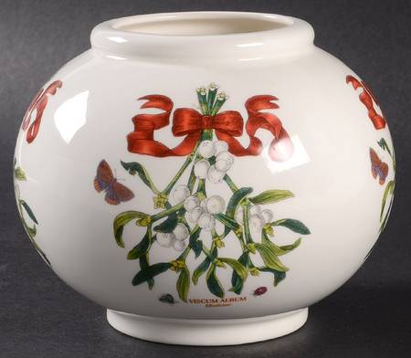Botanic Garden Mistletoe 4" Globe Vase